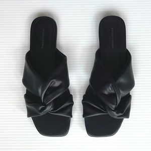 Banana Republic Factory Twisted-Knot Flat Sandals in Black Vegan Leather